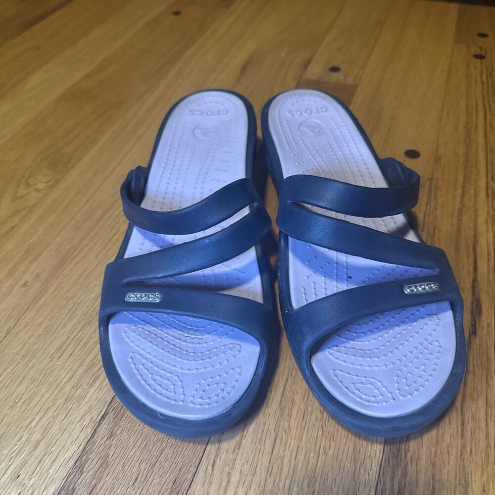 Crocs Purple Wedge Flip Flops Women's 9